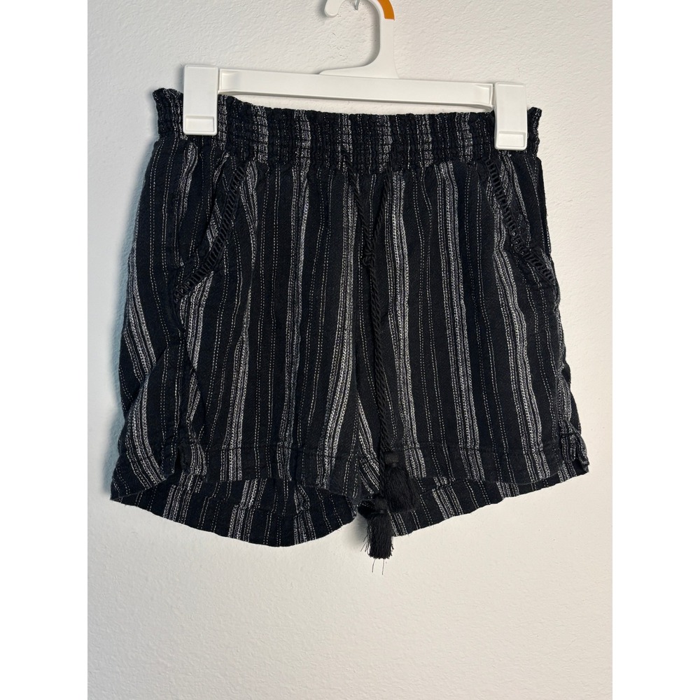 Black White Striped Smocked Waist Boho Shorts Crochet Trim Drawstring Summer‎